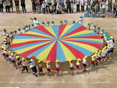 運動会　さつまいも掘り